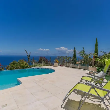 בית נופש Black Rock With Pool By Hr Madeira